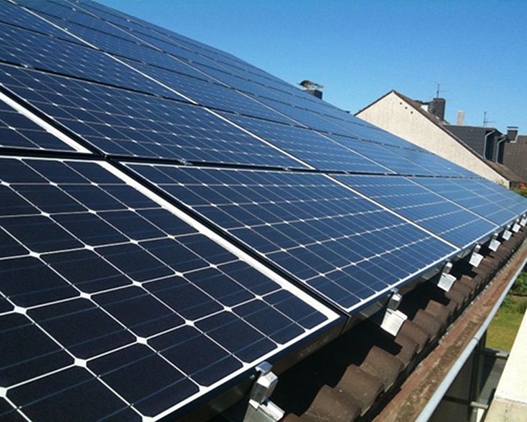 分布式屋頂光伏在安裝時應該注意哪些方面?屋頂光伏的安裝方面? 分布式屋頂光伏在安裝時應該注意哪些方面?屋頂光伏的安裝方面?